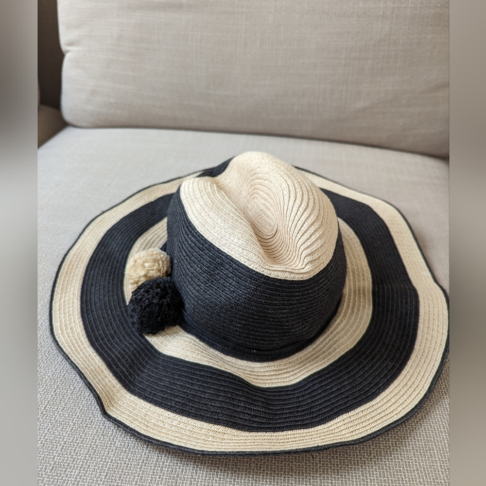 H&M stripped paper straw hat